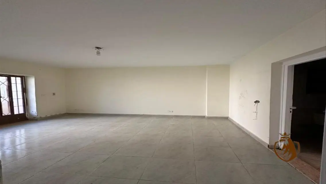 Luxury Apartment in Rehab City