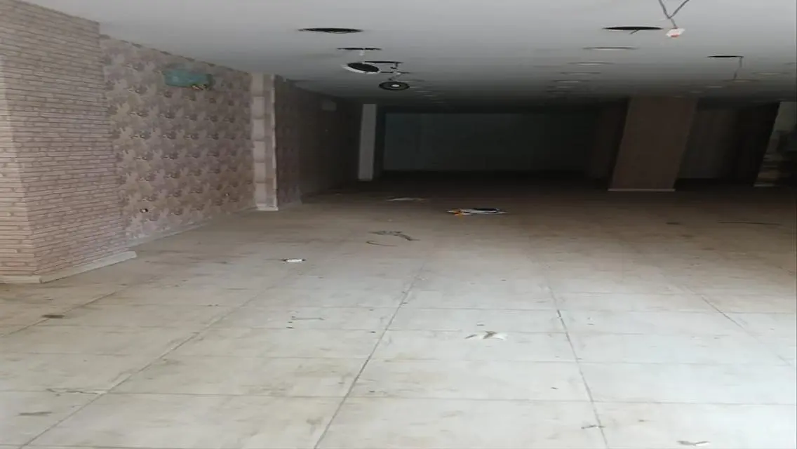 Outstanding Commercial Unit for Sale