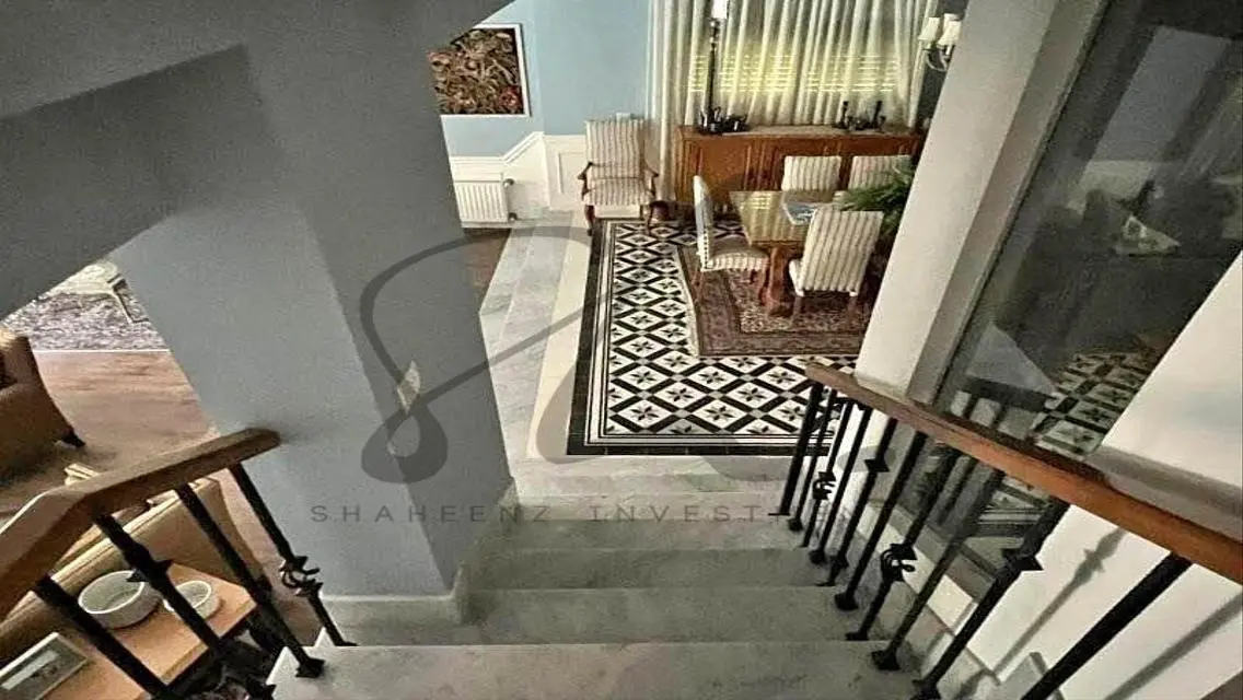 منزل فخم يتكون من 4 غرف نوم مع حديقة ومسبح خاص