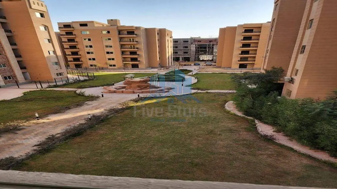 شقة مميزة 135 متر بحمام سباحة ونادي صحي