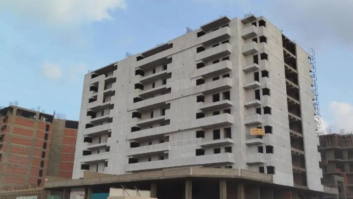 شقة فاخرة بمساحة واسعة وإطلالة رائعة