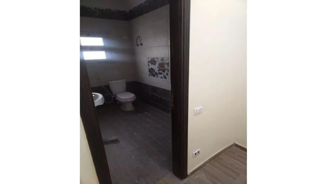 شقة مميزة للبيع بتصميم عصري في القاهرة