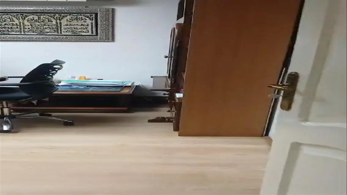 شقة فاخرة للبيع بمساحة واسعة