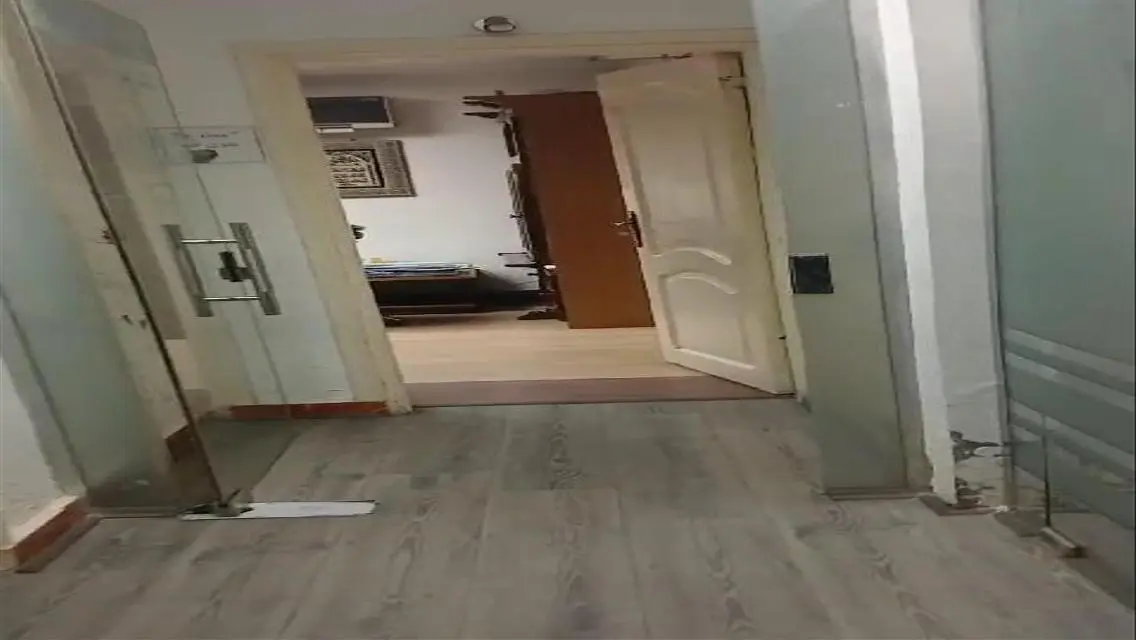 شقة فاخرة للبيع بمساحة واسعة