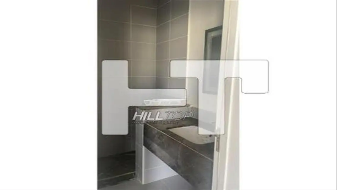 Luxury Villa in Hill Top - O-West