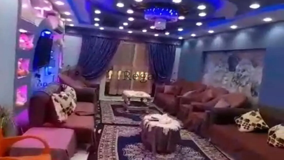 شقة فاخرة للبيع بمساحة مريحة