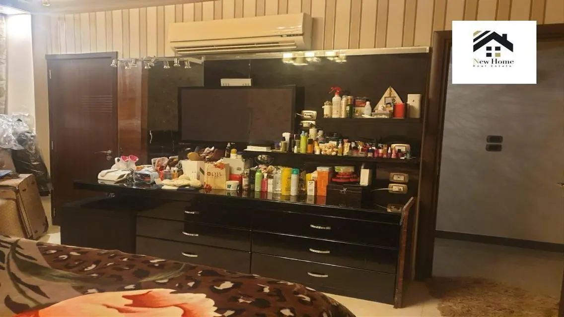 فيلا فاخرة للبيع بمساحة شاسعة ووسائل راحة مدهشة