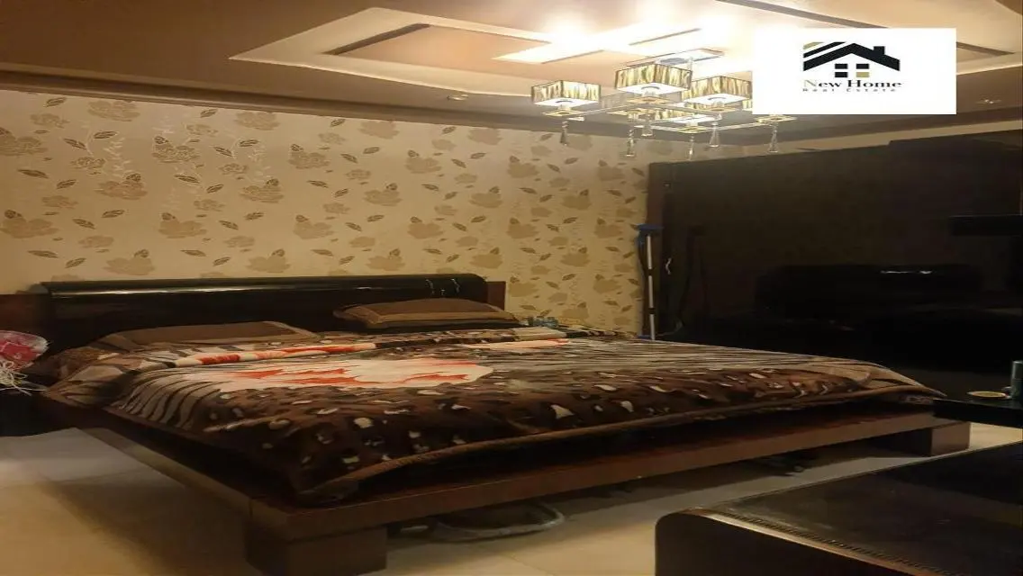 فيلا فاخرة للبيع بمساحة شاسعة ووسائل راحة مدهشة