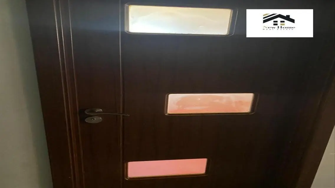 فيلا فاخرة للبيع بمساحة شاسعة ووسائل راحة مدهشة