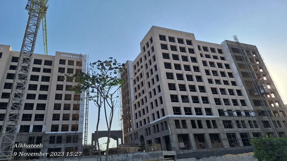 عقار متميز بموقع استراتيجي