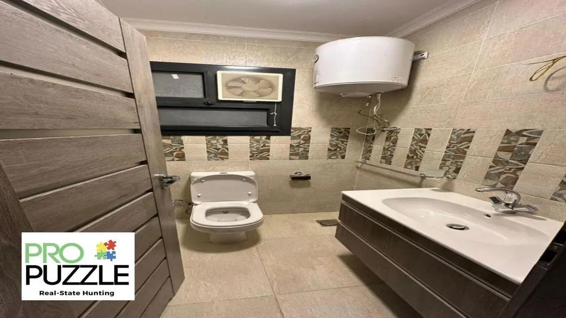 Apartment for Rent in Azad Area - 145 m²