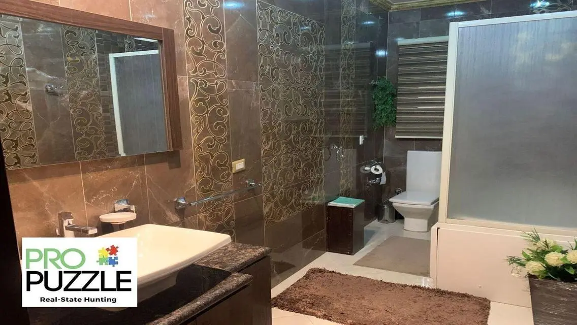 شقة للإيجار في كمبوند النخيل