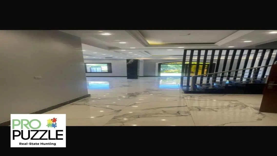 توين هاوس للإيجار في ميفيدا