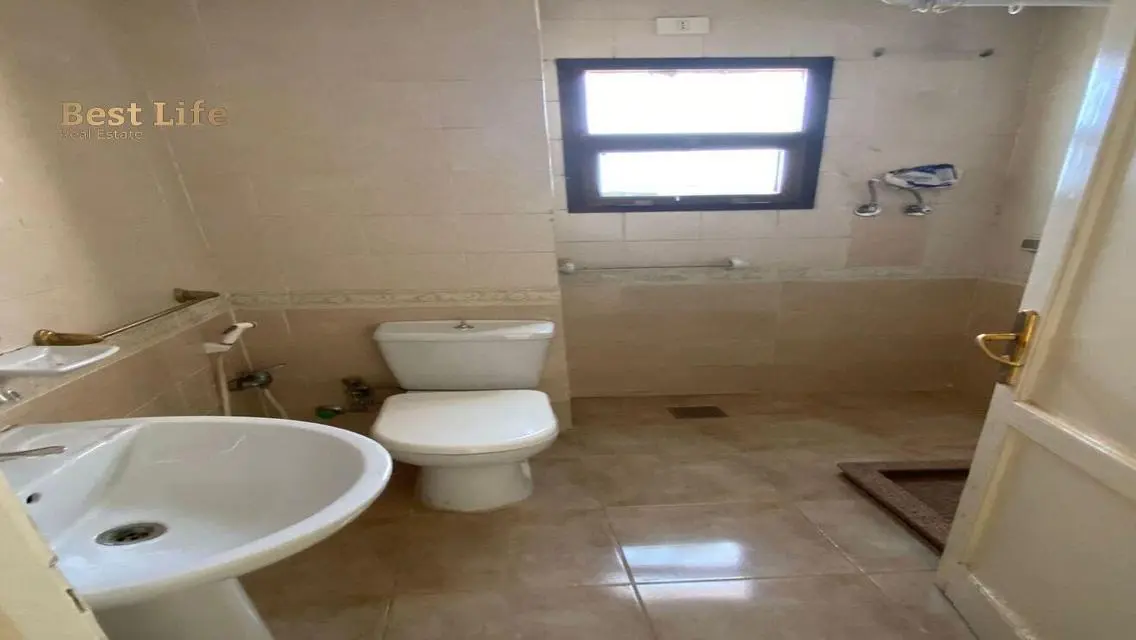 Luxury 3-Bedroom Apartment with Balcony and Gym