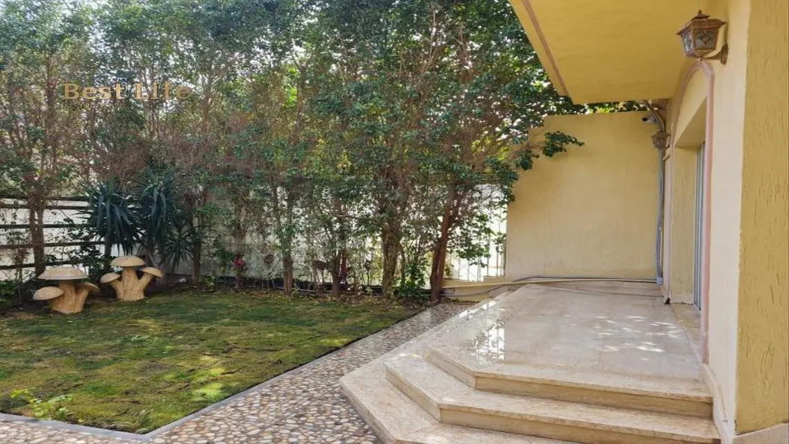 Luxury Apartment with Private Garden and Shared Gym