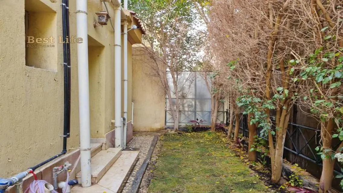Luxury Apartment with Private Garden and Shared Gym