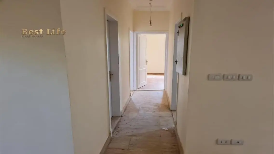 Luxury Apartment with Private Garden and Shared Gym