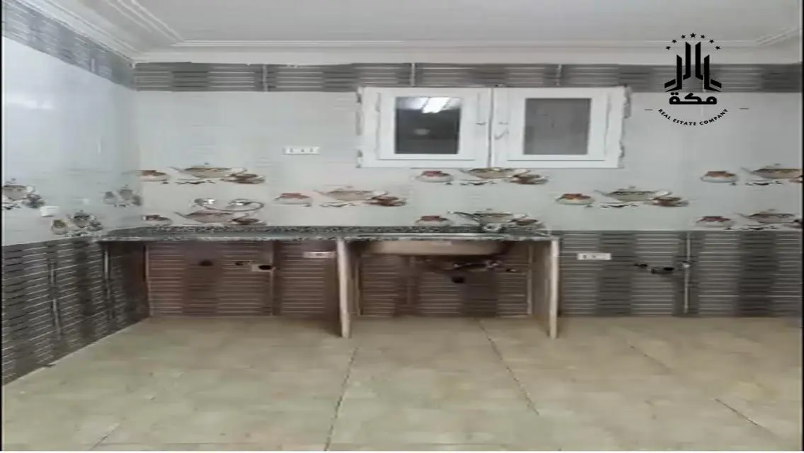 Fully Equipped Office Unit with Modern Design