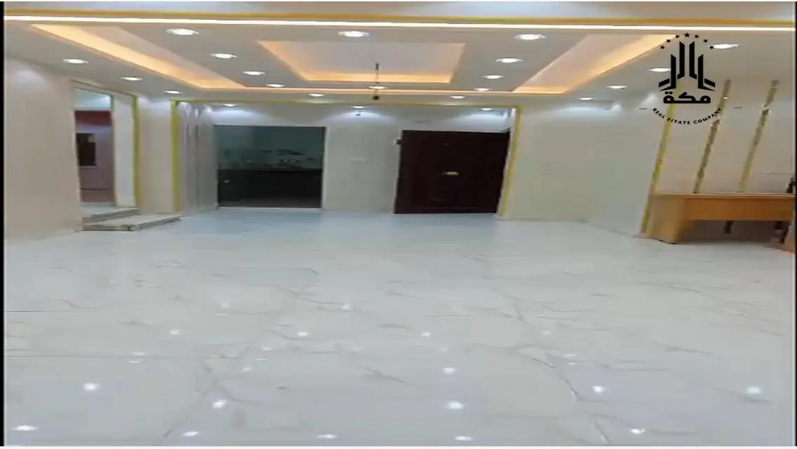 Fully Equipped Office Unit with Modern Design