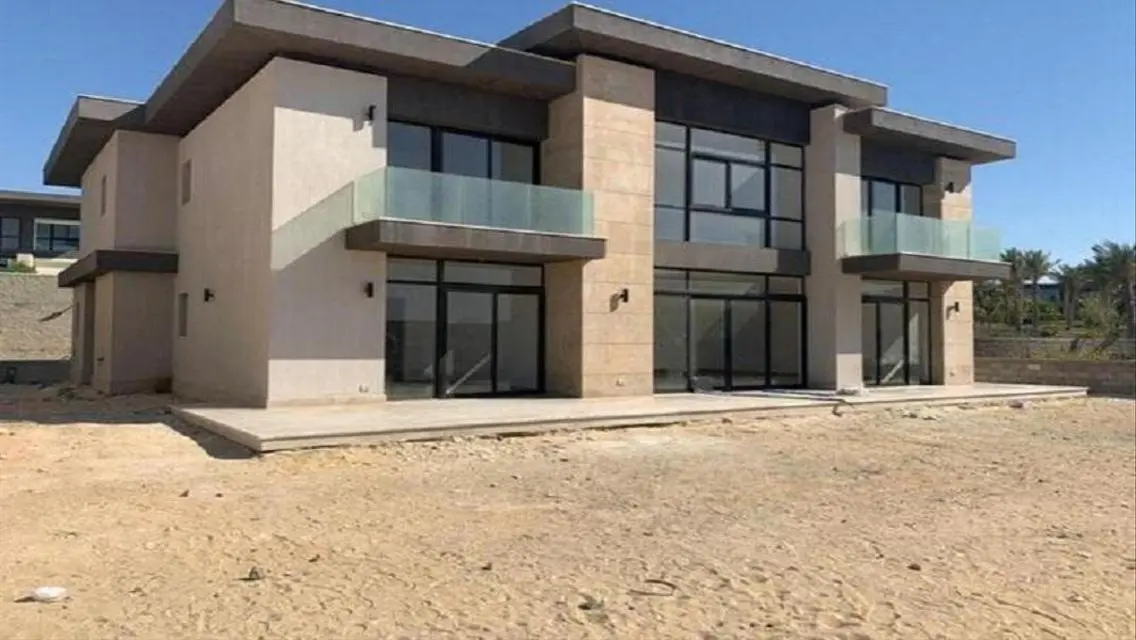 Luxury Villa for Sale with Private Pool and Garden