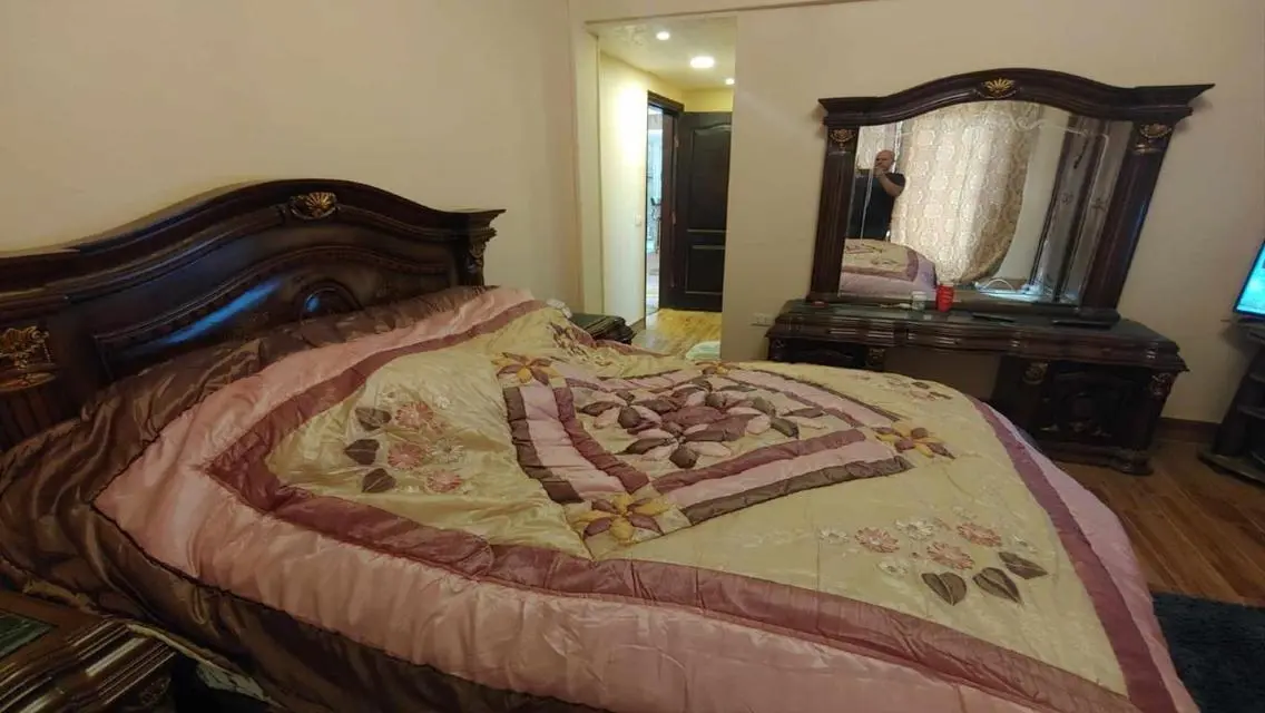 فيلا فاخرة بمساحة متر في أرقى المناطق