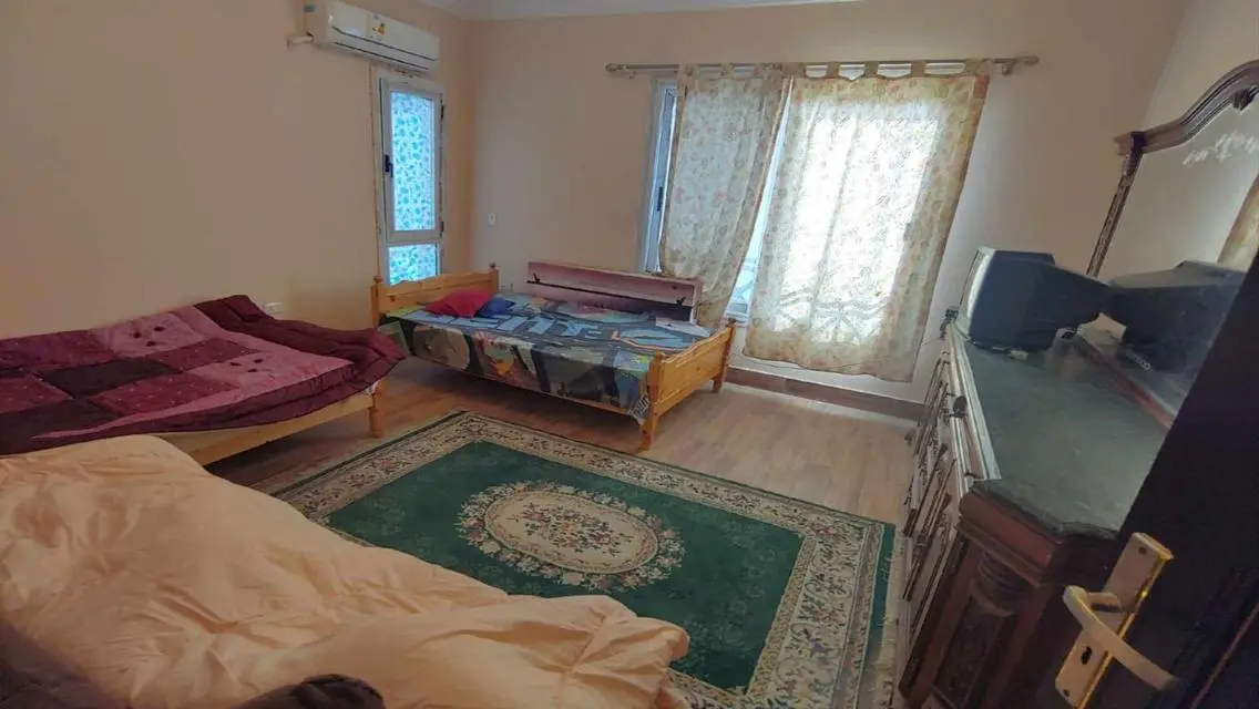 فيلا فاخرة بمساحة متر في أرقى المناطق