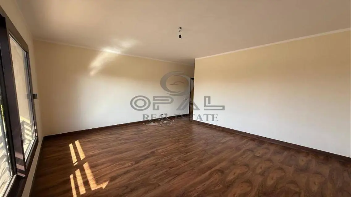 Duplex for Rent in Casa Beverly Hills Area