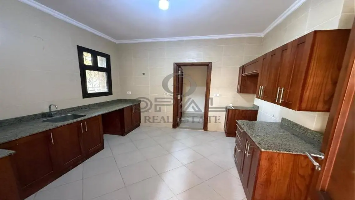 Duplex for Rent in Casa Beverly Hills Area