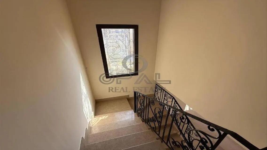 Duplex for Rent in Casa Beverly Hills Area