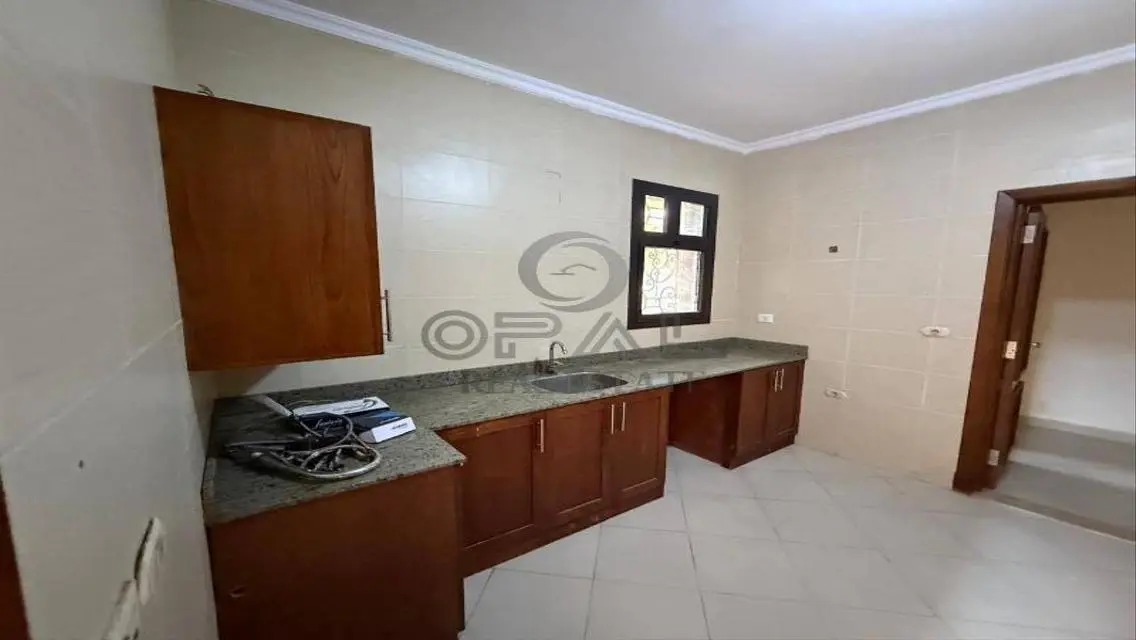 Duplex for Rent in Casa Beverly Hills Area