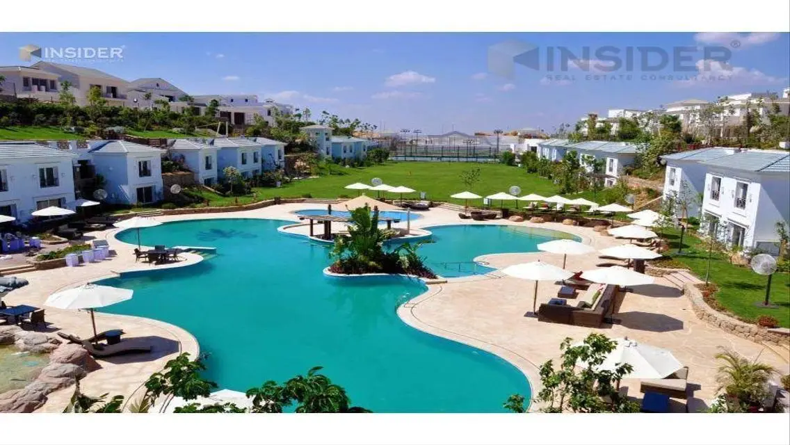 Luxury Villa Overlooking Lakes For Sale