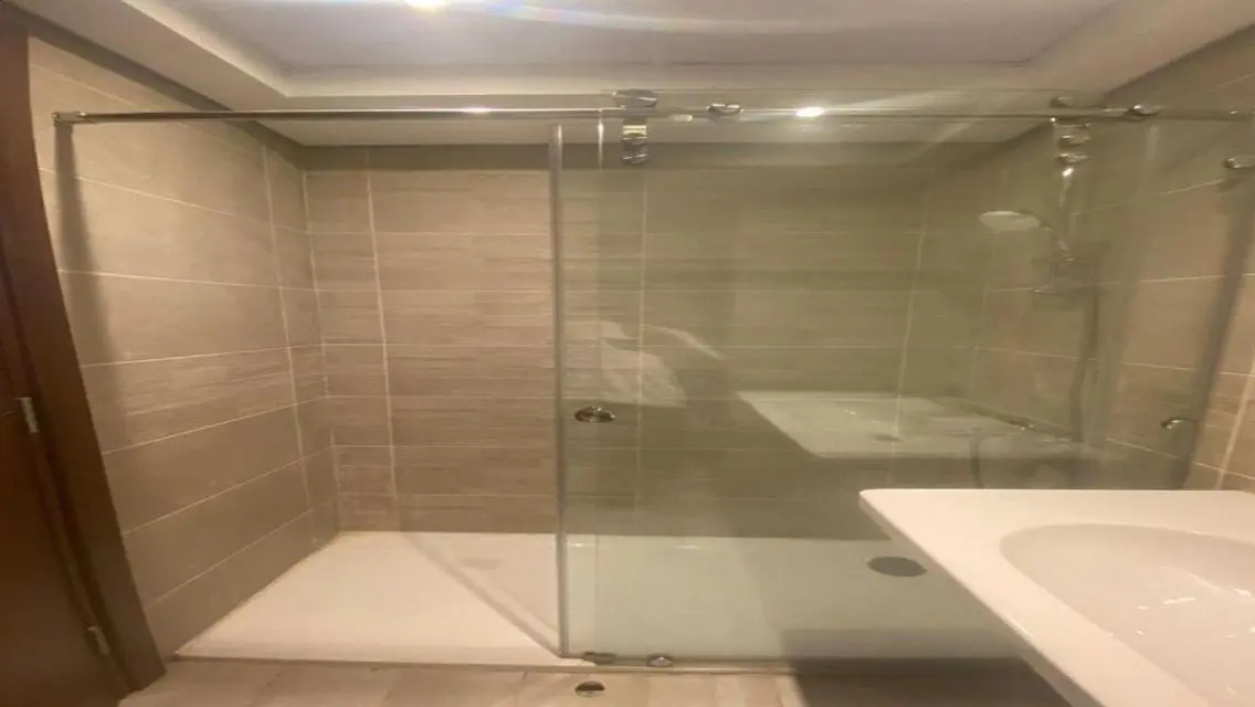 Luxury Home with Stunning Views and Excellent Amenities