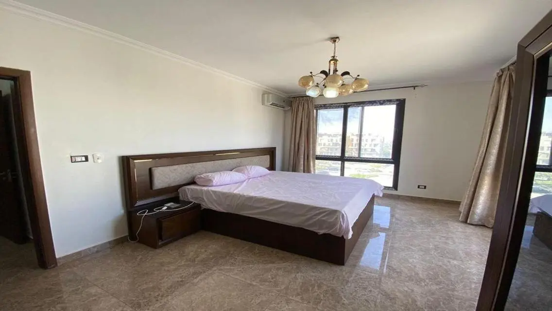 Luxury 2 Bedroom Apartment in a Prime Location
