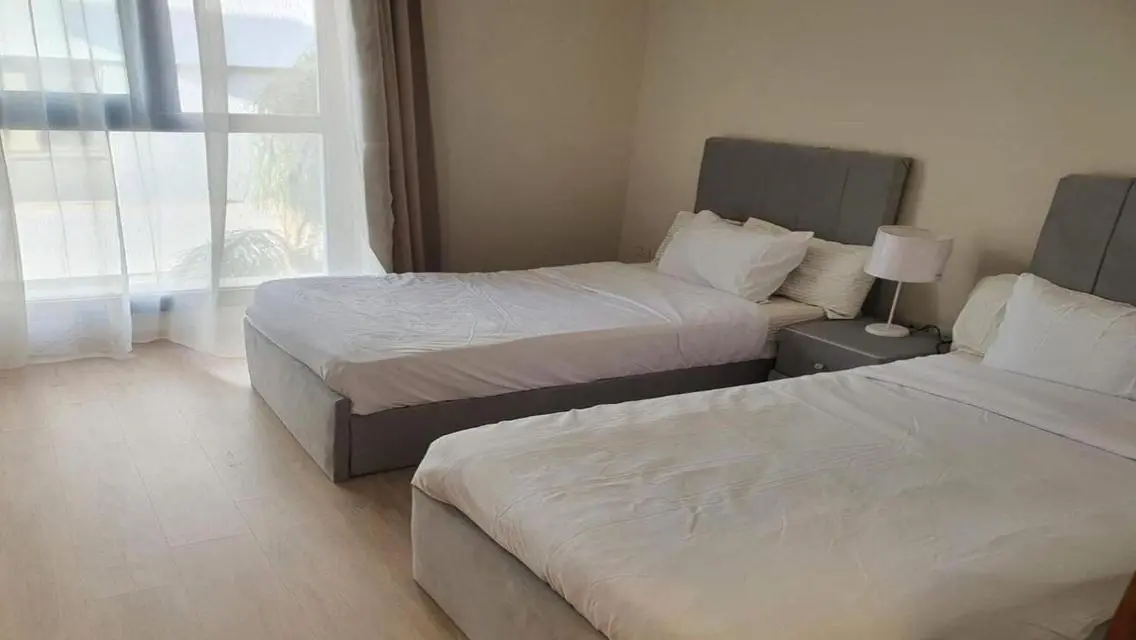 Luxurious 220 sqm Apartment with Stunning Views