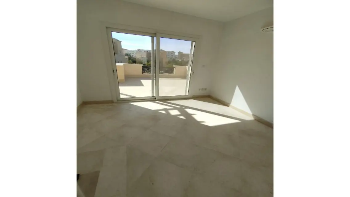 Luxury Apartment in Mivida - 110000 Square Meters
