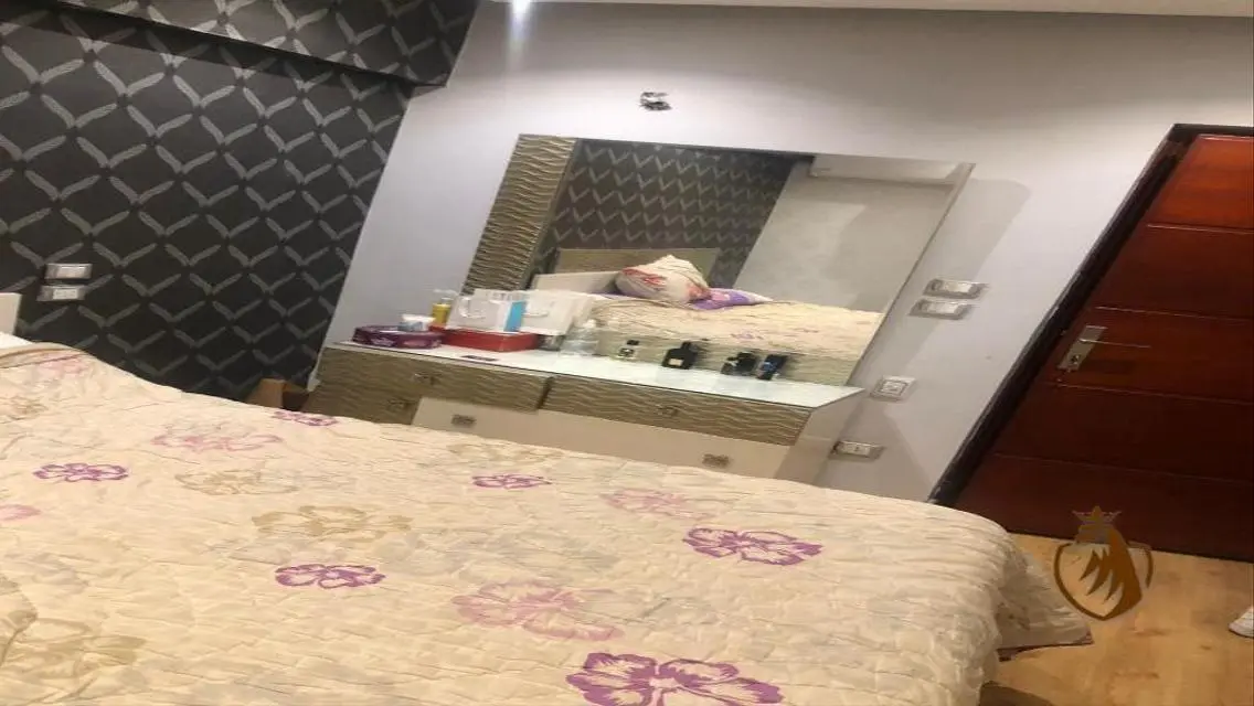 شقة فاخرة 3 غرف نوم بمساحة واسعة للبيع