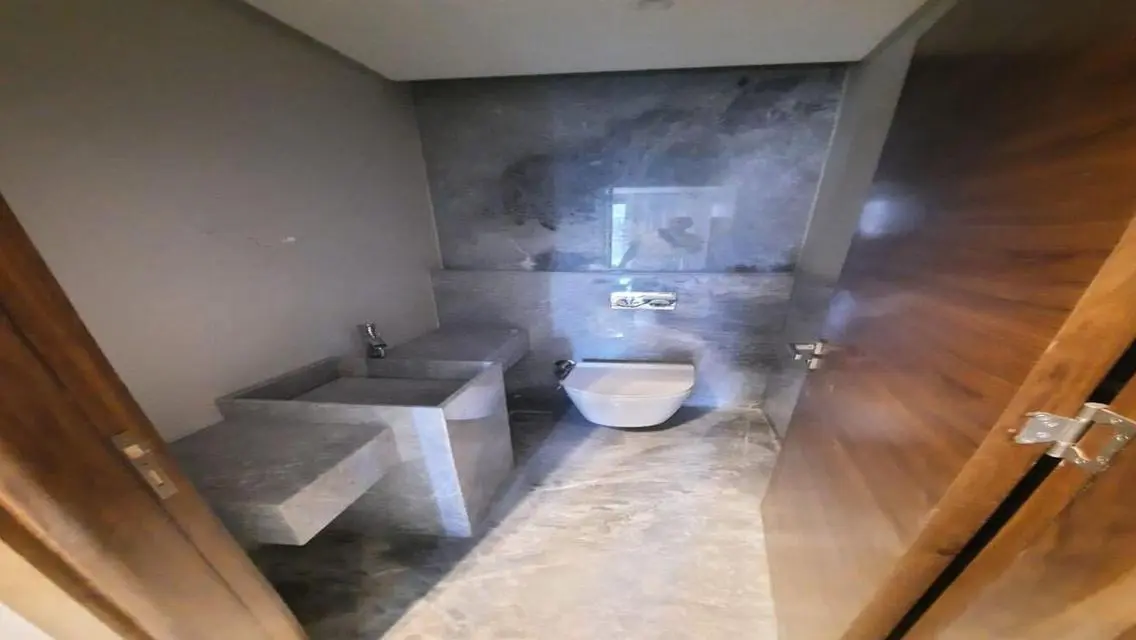 Luxury Apartment for Sale with Stunning Amenities
