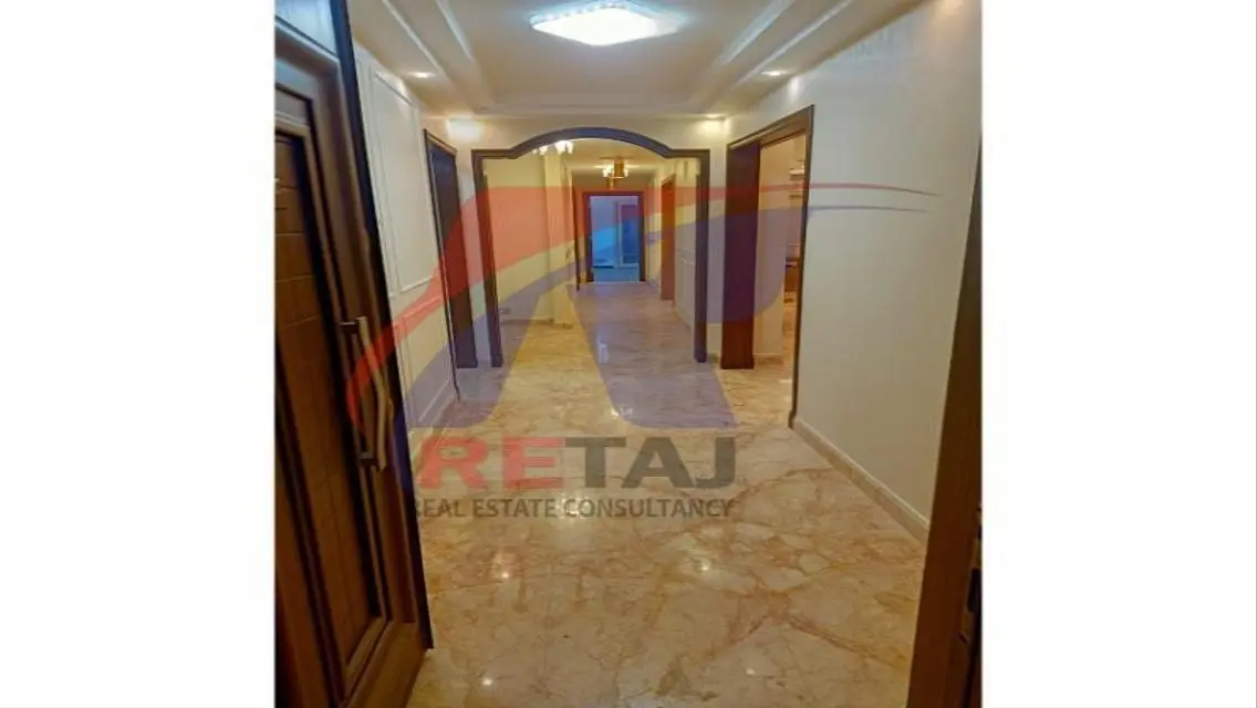 Luxury Apartment for Sale - 250 sqm in Prime Location