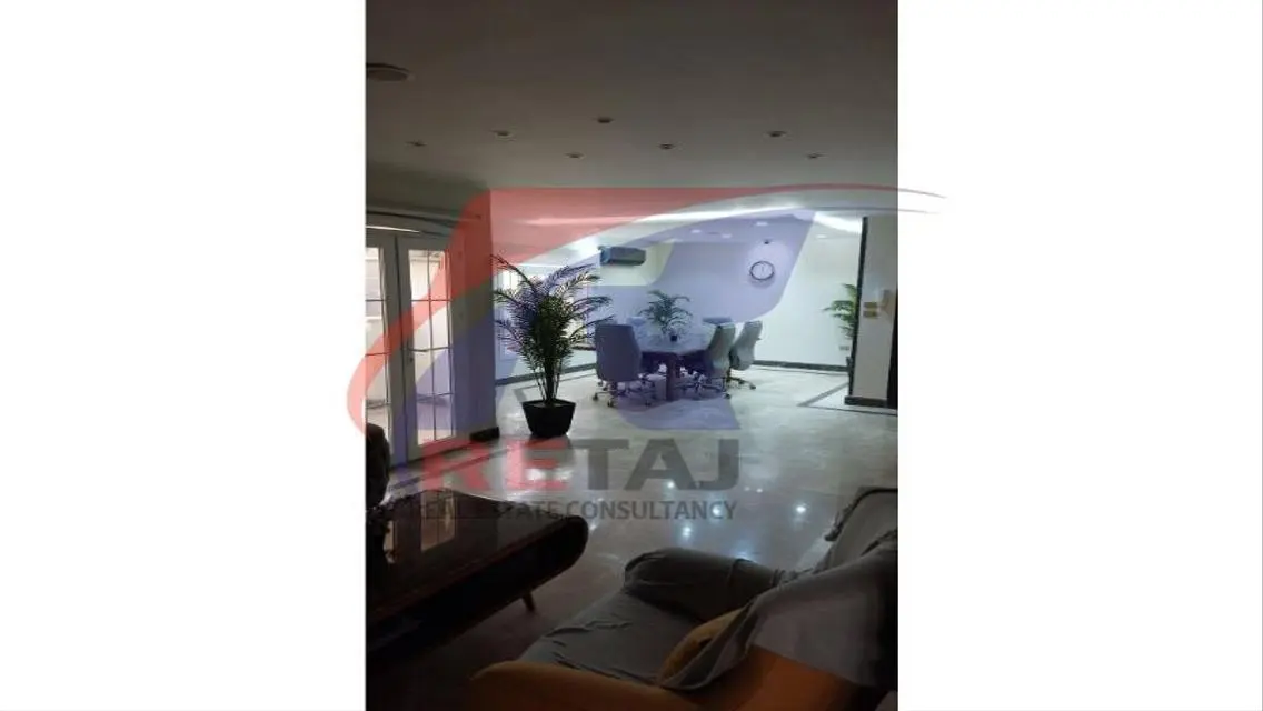 شقة فاخرة للبيع بإطلالة مميزة
