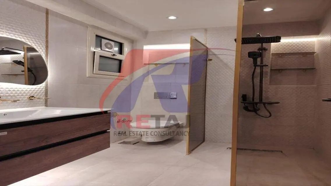 Luxury Apartment with Amenities in a Prime Location