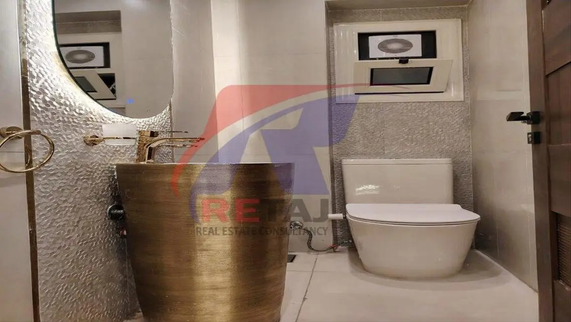 Luxury Apartment with Amenities in a Prime Location