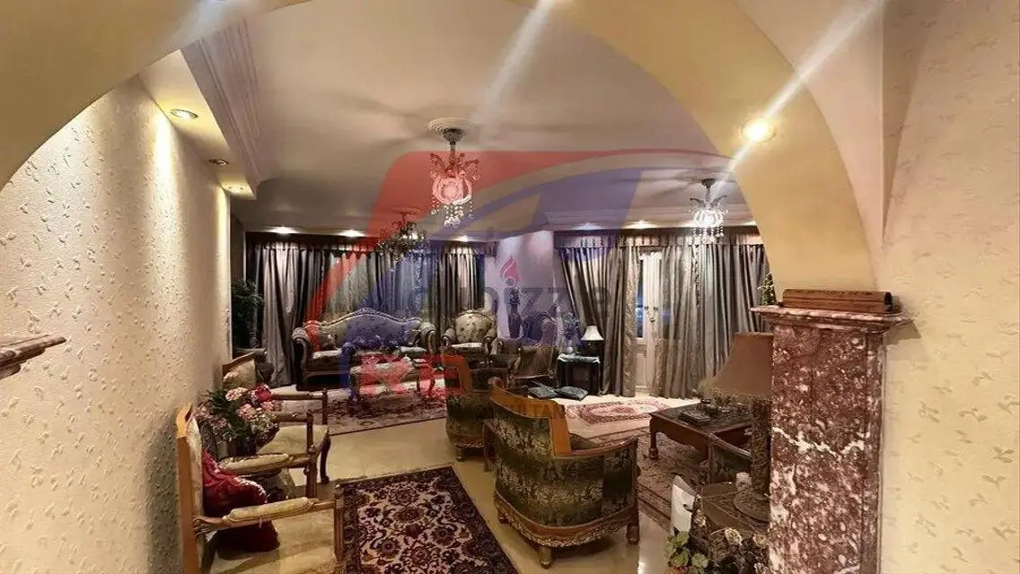 شقة فاخرة بمساحة 1040 متر مربع للبيع