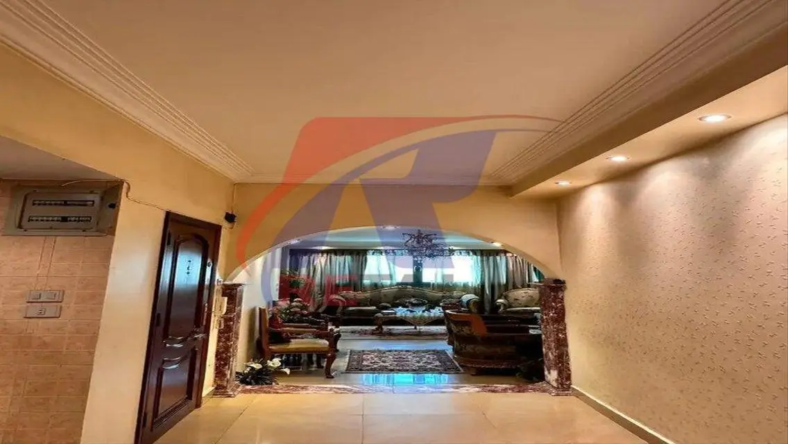 شقة فاخرة بمساحة 1040 متر مربع للبيع