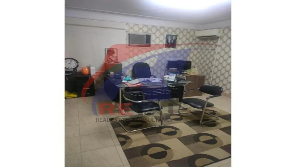 شقة متطورة بإطلالة رائعة في قلب المدينة