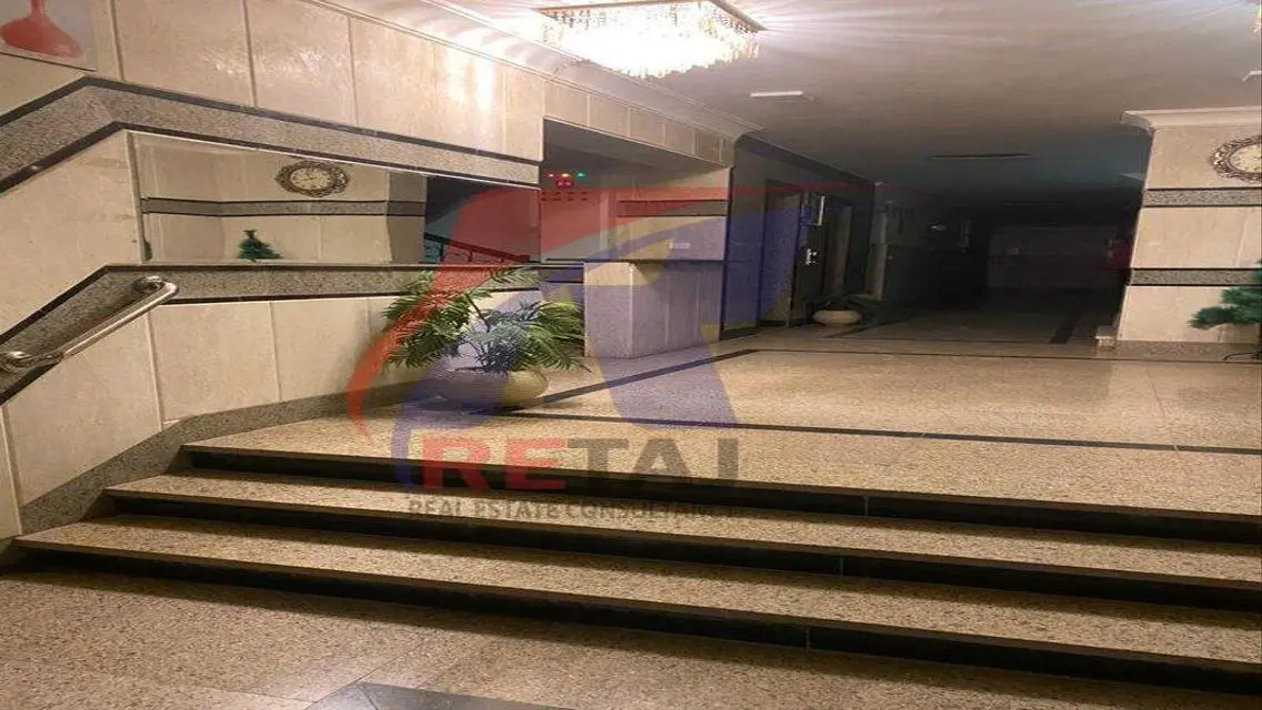 شقة فاخرة للبيع في منطقة رئيسية
