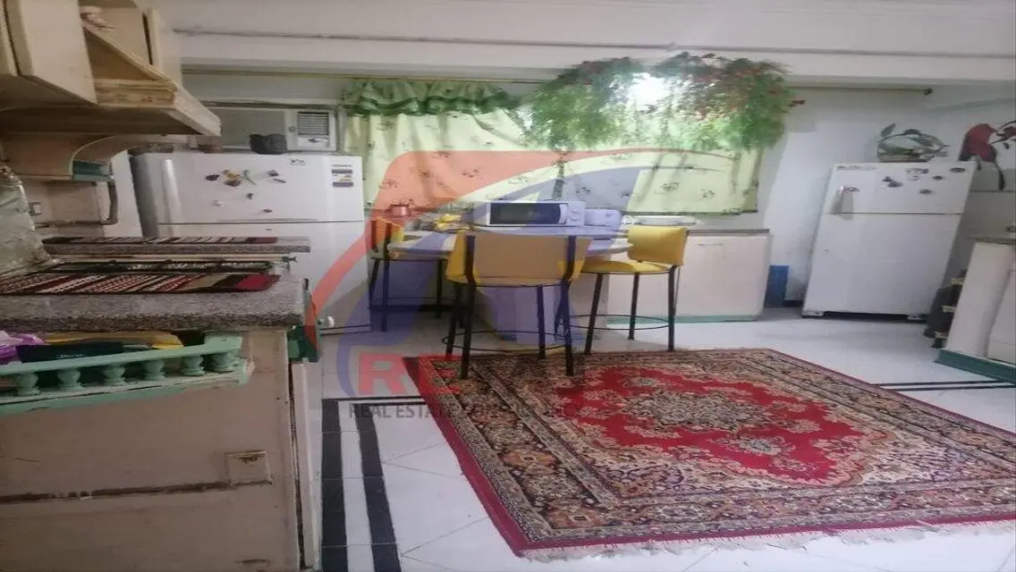 شقة رائعة للإيجار بمساحة 180 متر بمنطقة حيوية