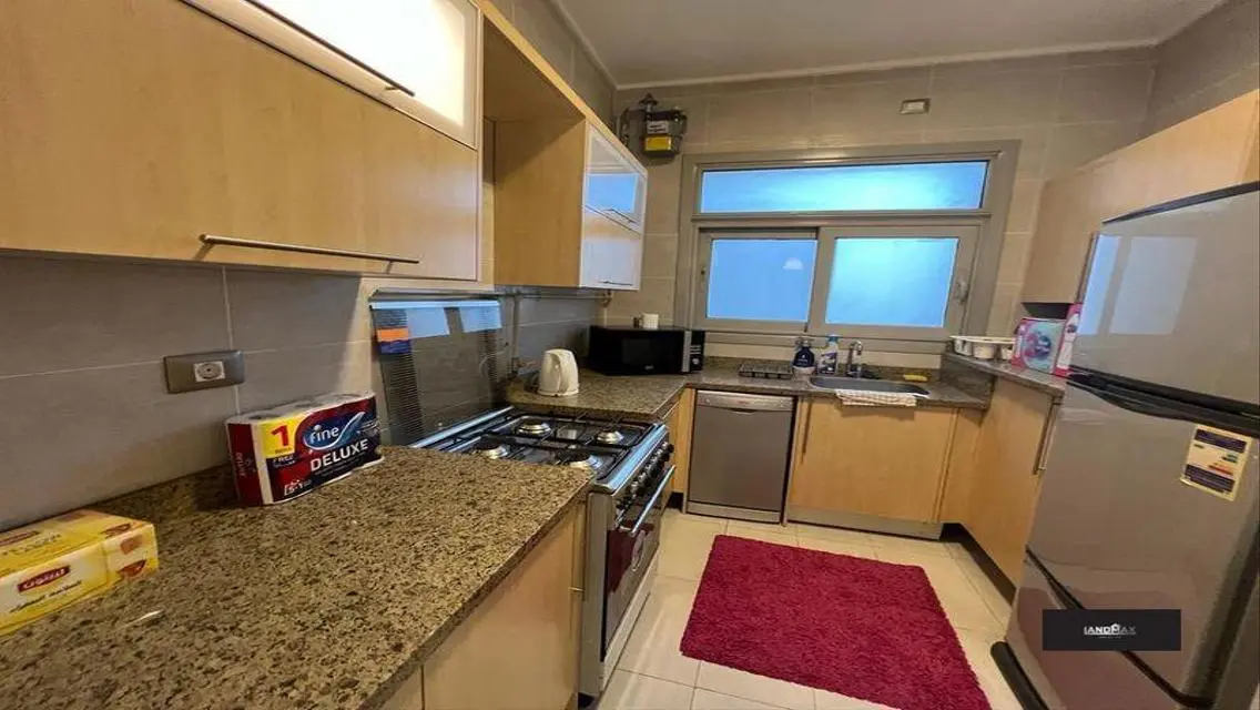 Luxury Apartment for Rent with Study Room in Prime Area