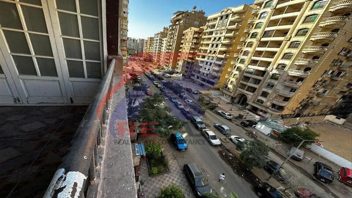 شقة مميزة للبيع في قلب المدينة