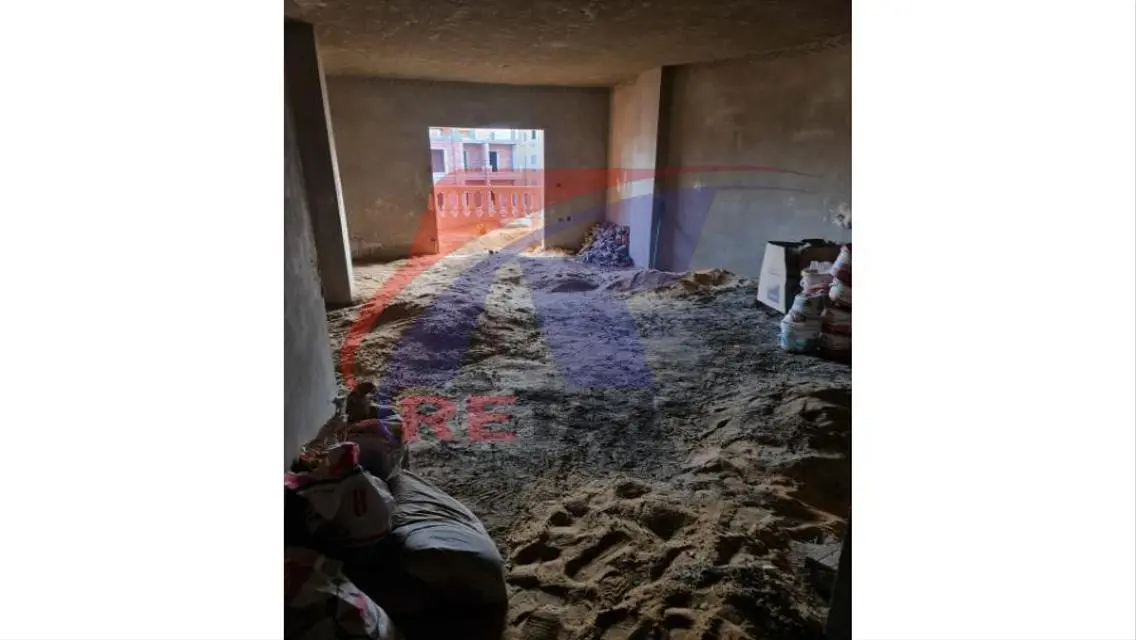 Luxury 220 sqm Apartment in Prime Location