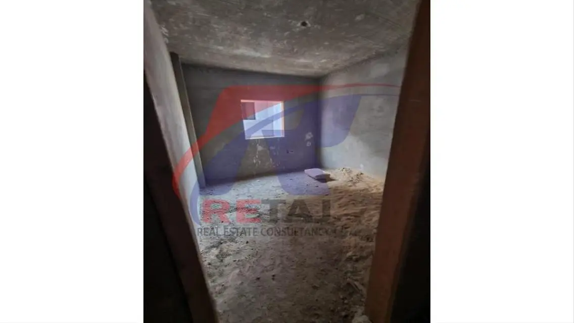 Luxury 220 sqm Apartment in Prime Location